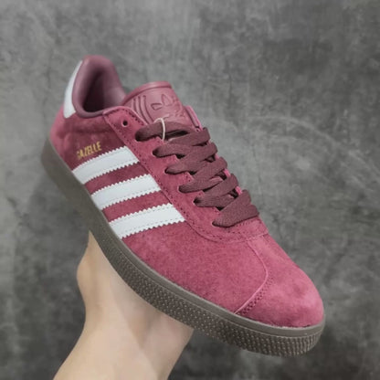 Gazelle indoor maroon