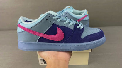 Dunk sb low run the jewels