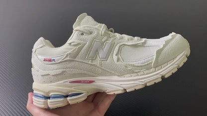 New balance 2002r protection pack sea salt