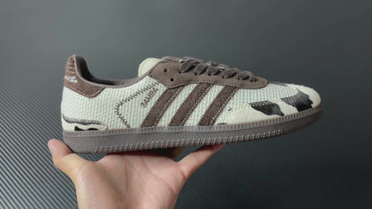 Samba og notitle cow print