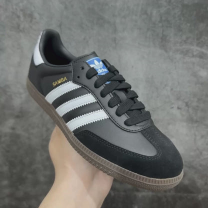 Samba og core black white gum